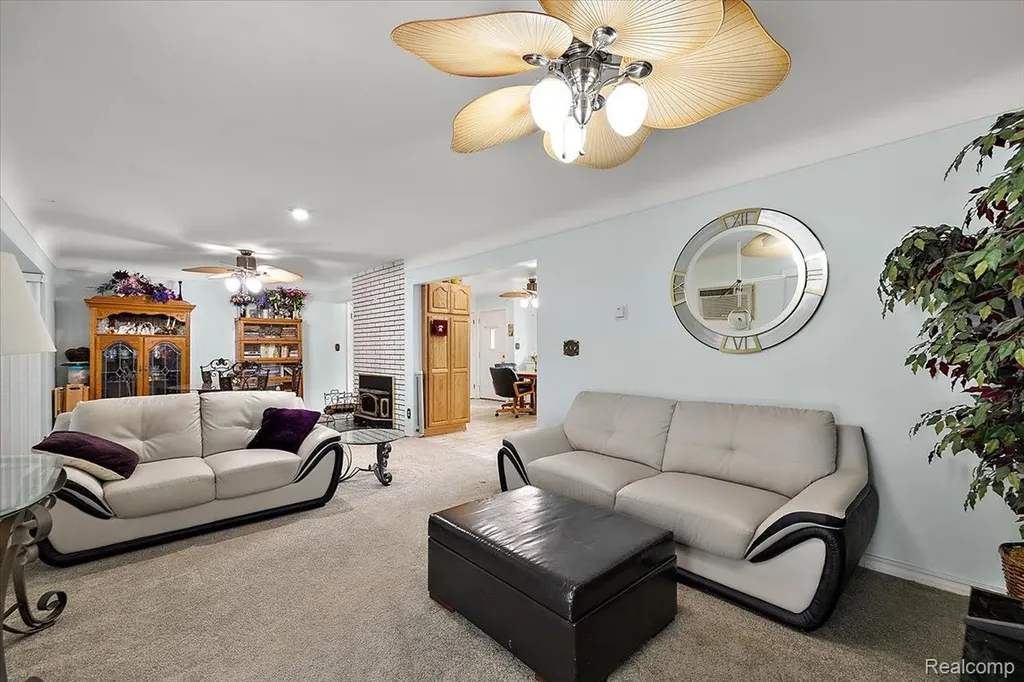 865 N Lapeer Road Orion Charter Township MI 48362