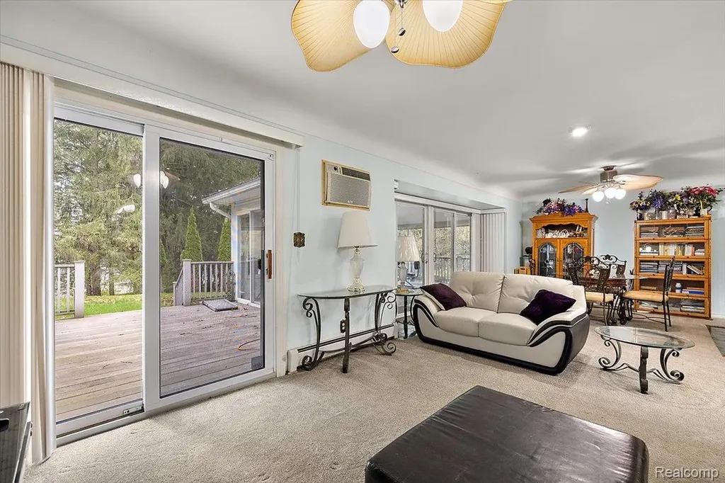 865 N Lapeer Road Orion Charter Township MI 48362
