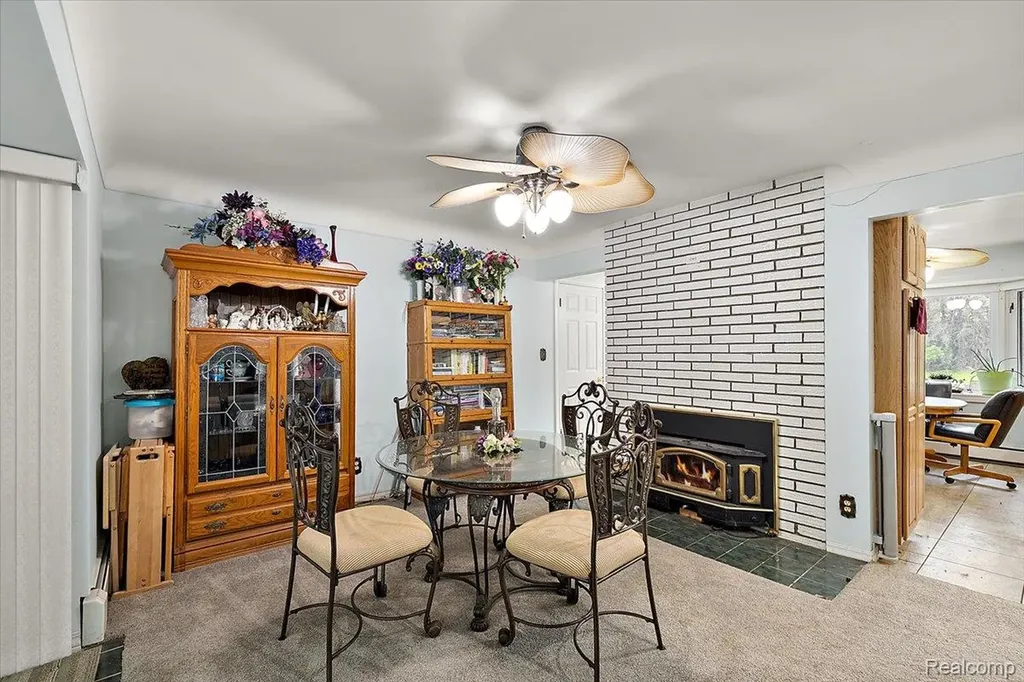 865 N Lapeer Road Orion Charter Township MI 48362