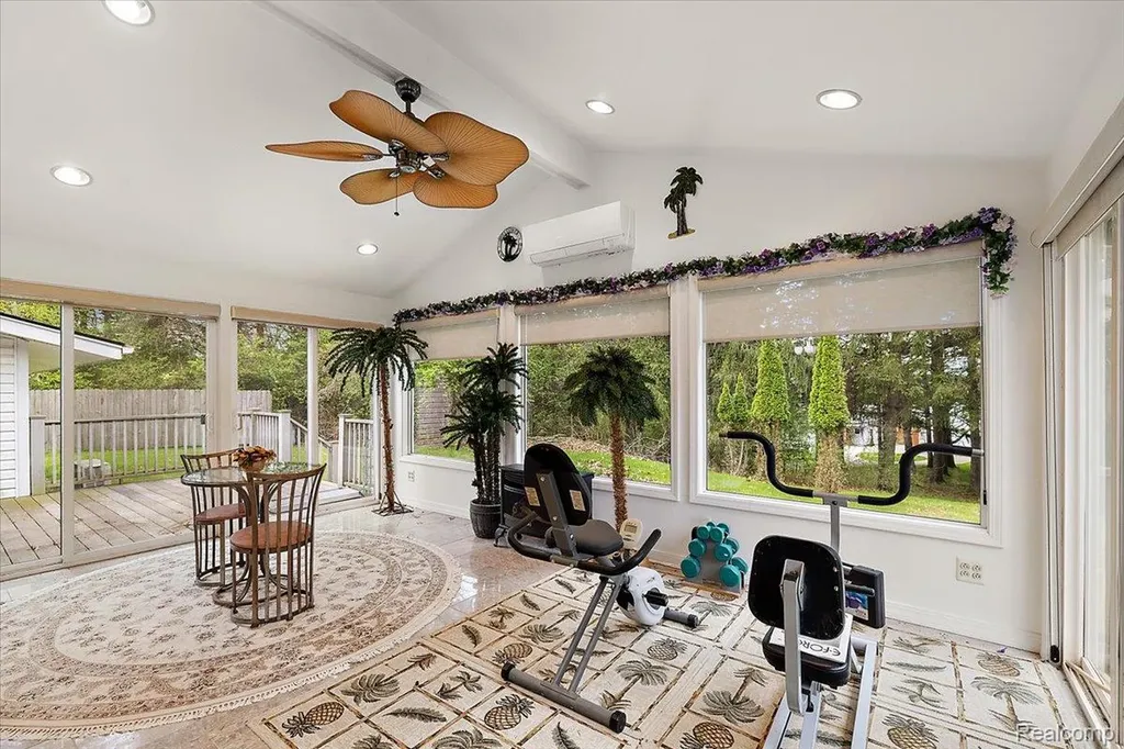 865 N Lapeer Road Orion Charter Township MI 48362