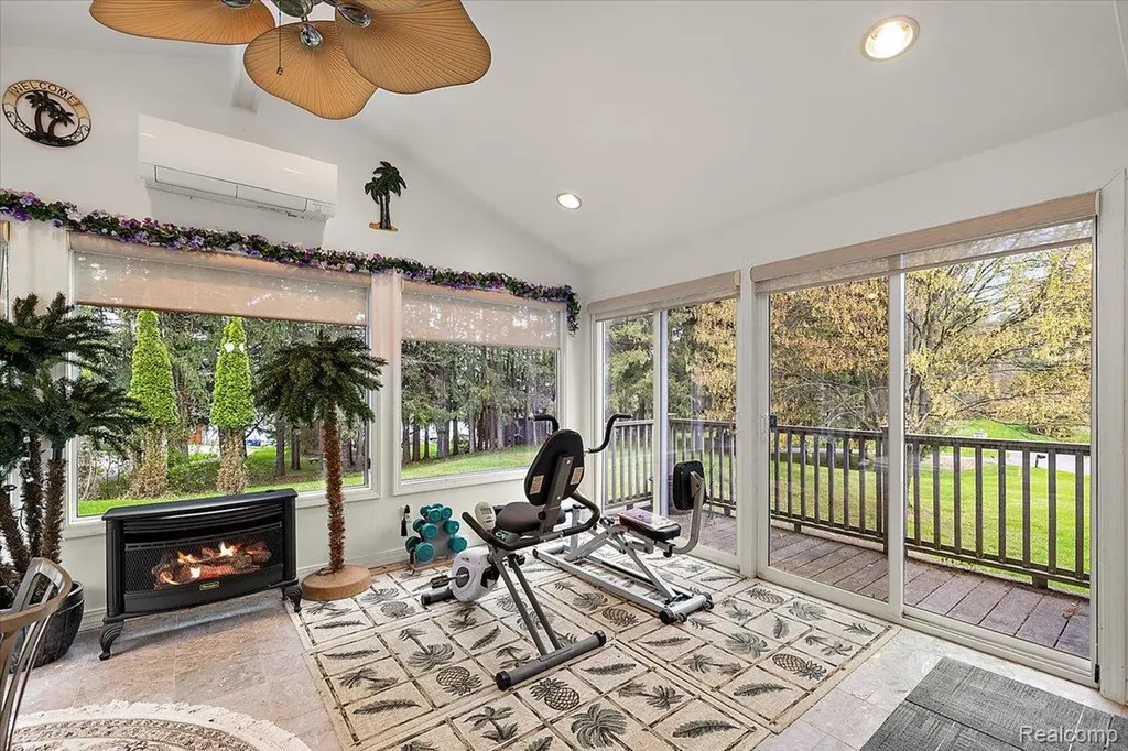 865 N Lapeer Road Orion Charter Township MI 48362