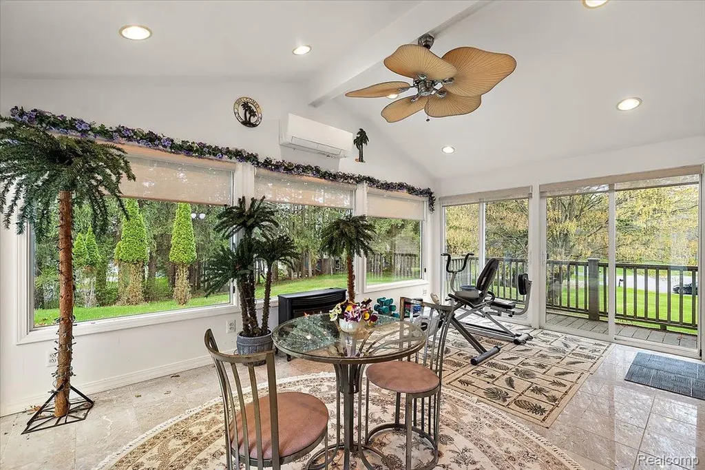 865 N Lapeer Road Orion Charter Township MI 48362