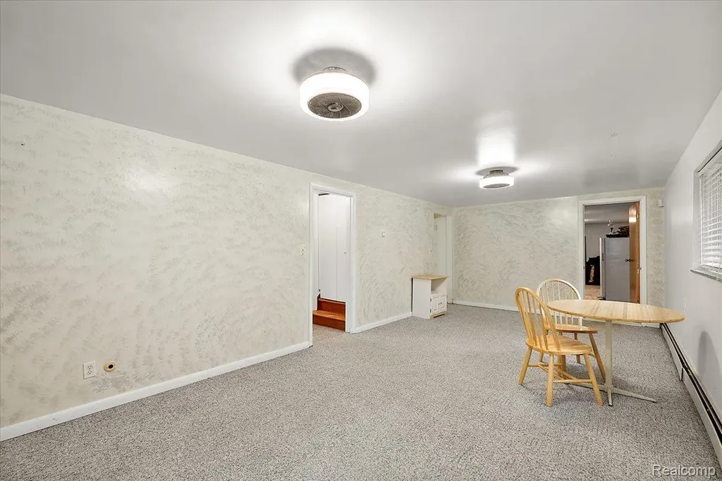 865 N Lapeer Road Orion Charter Township MI 48362