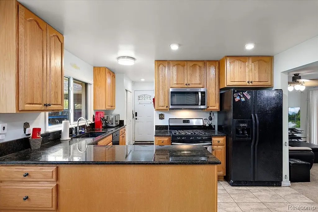 865 N Lapeer Road Orion Charter Township MI 48362