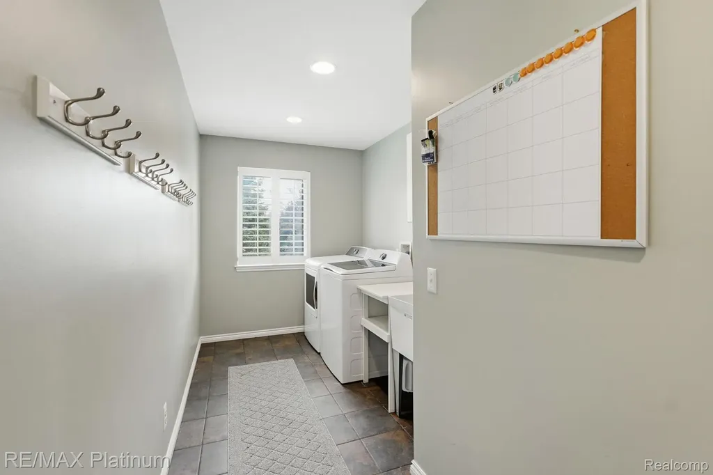9167 Rotondo Drive Hartland Township MI 48855