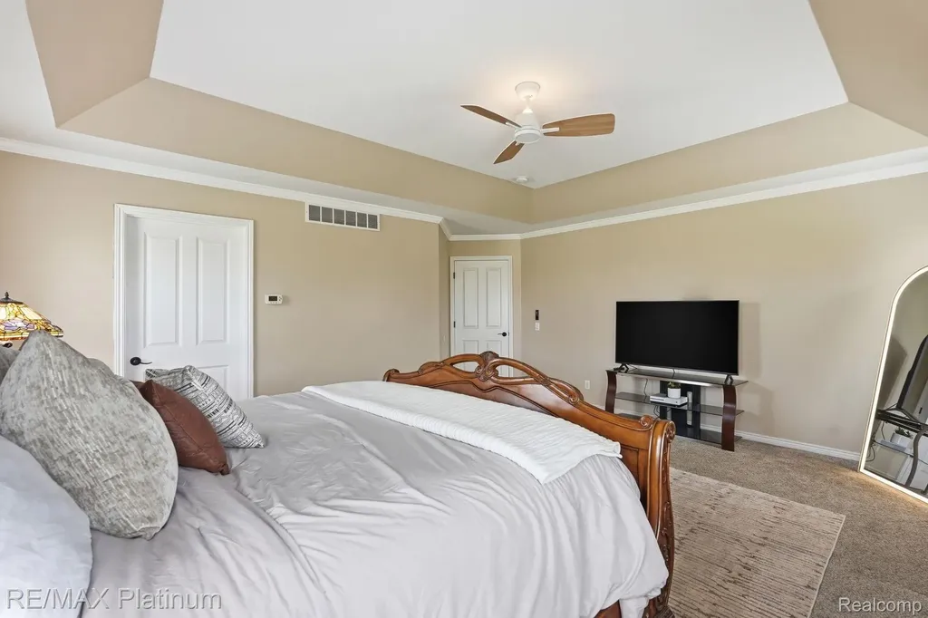 9167 Rotondo Drive Hartland Township MI 48855