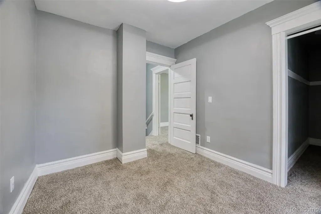 430 Holbrook Street Detroit City MI 48202