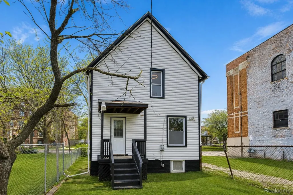 430 Holbrook Street Detroit City MI 48202