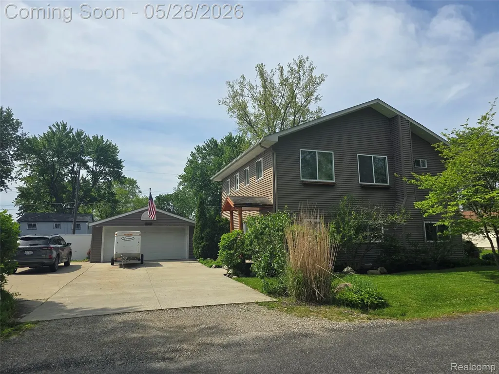 135 N Haven Street Novi City MI 48377