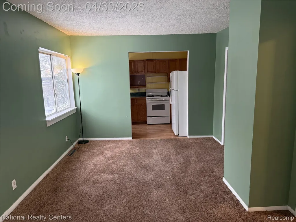 250 W Walton Boulevard Pontiac City MI 48340
