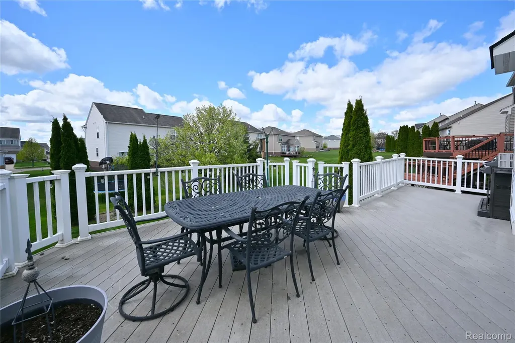 57813 Cider Mill Drive Lyon Charter Township MI 48165