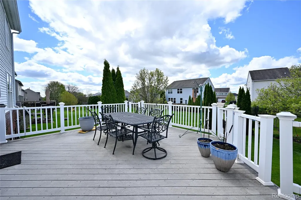 57813 Cider Mill Drive Lyon Charter Township MI 48165