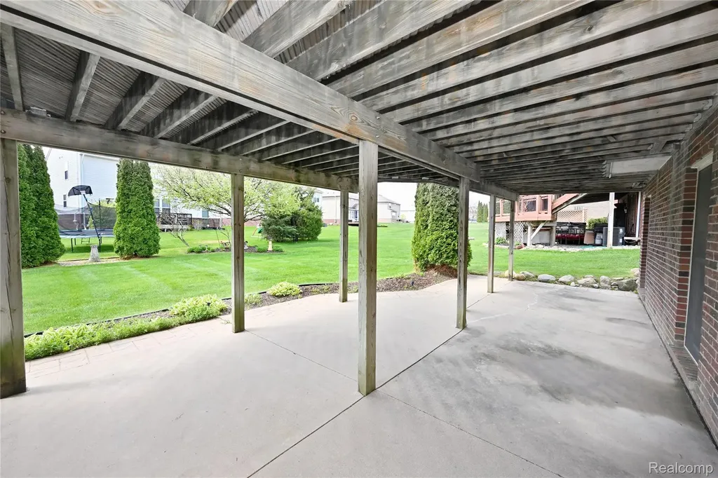 57813 Cider Mill Drive Lyon Charter Township MI 48165