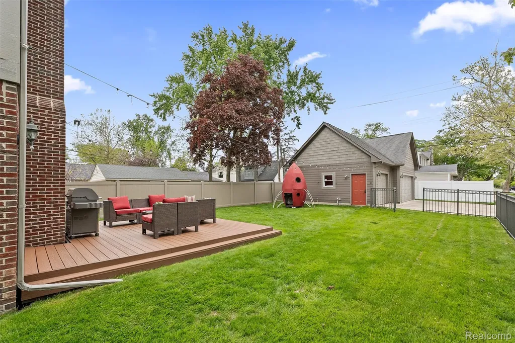 1408 S Bates Street Birmingham City MI 48009
