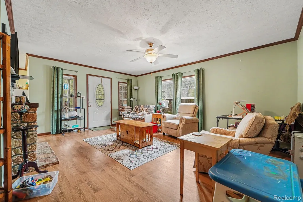 1031 Falstaff Circle Salem Township MI 48167