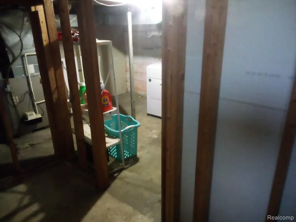 5255 N Seymour Road Flushing Charter Township MI 48433