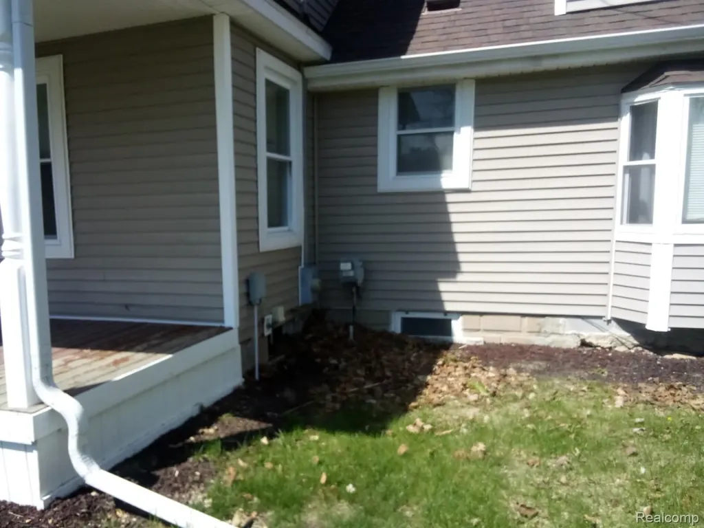 5255 N Seymour Road Flushing Charter Township MI 48433