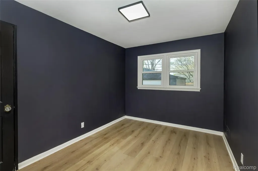 514 Greenwood Street Inkster City MI 48141
