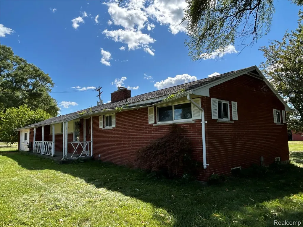 16465 Almont Berlin Township MI 48002