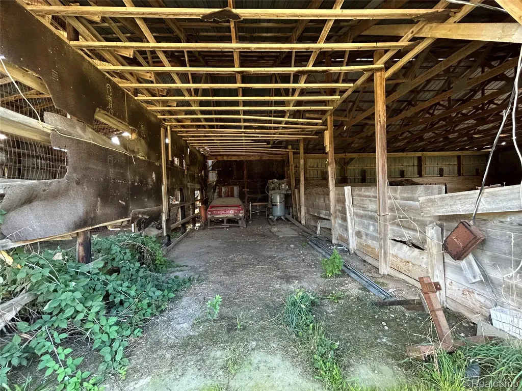 16465 Almont Berlin Township MI 48002