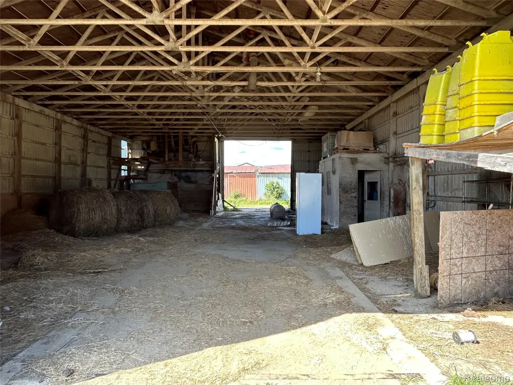 16465 Almont Berlin Township MI 48002