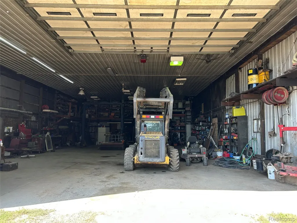16465 Almont Berlin Township MI 48002
