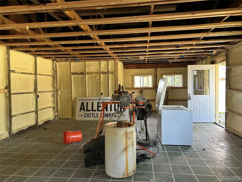16465 Almont Berlin Township MI 48002