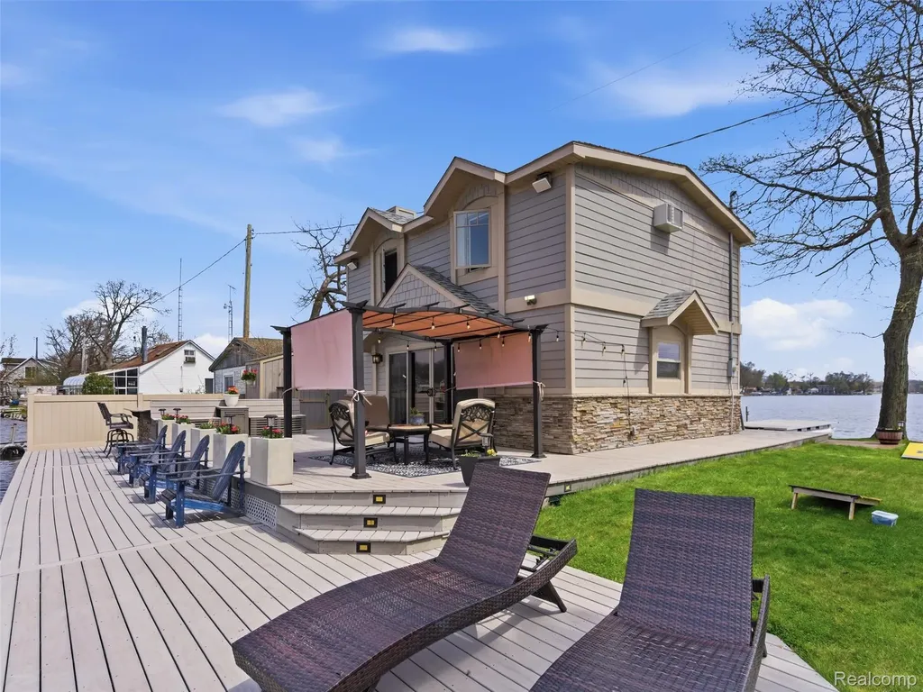 16342 Stages Island Argentine Township MI 48451