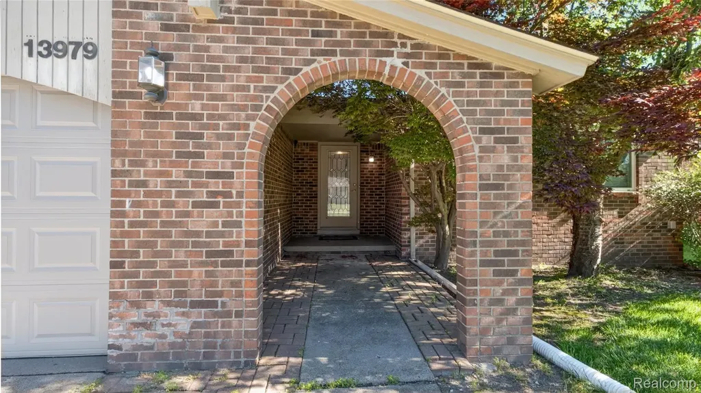 13979 Biscayne Drive Sterling Heights City MI 48313