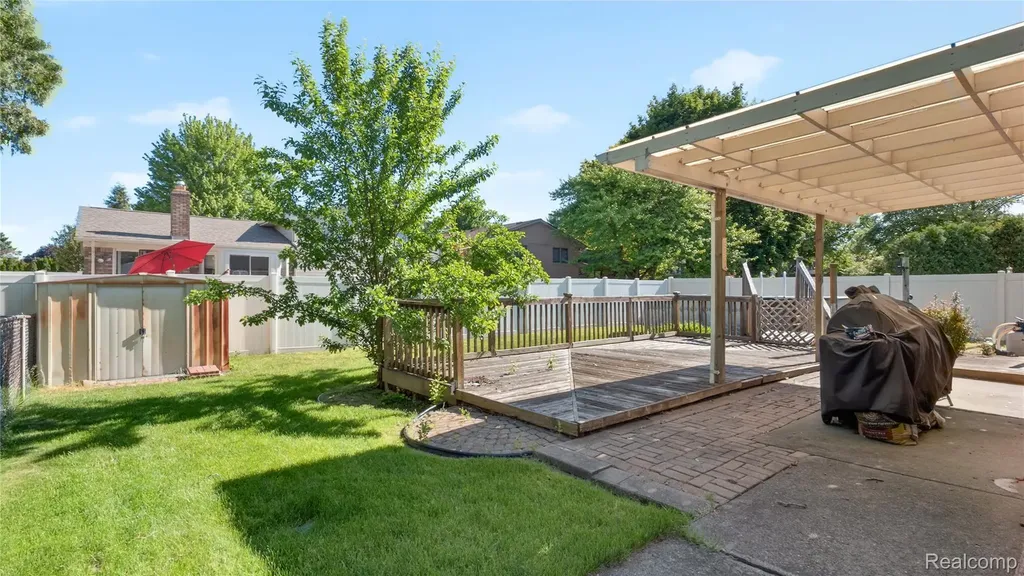 13979 Biscayne Drive Sterling Heights City MI 48313