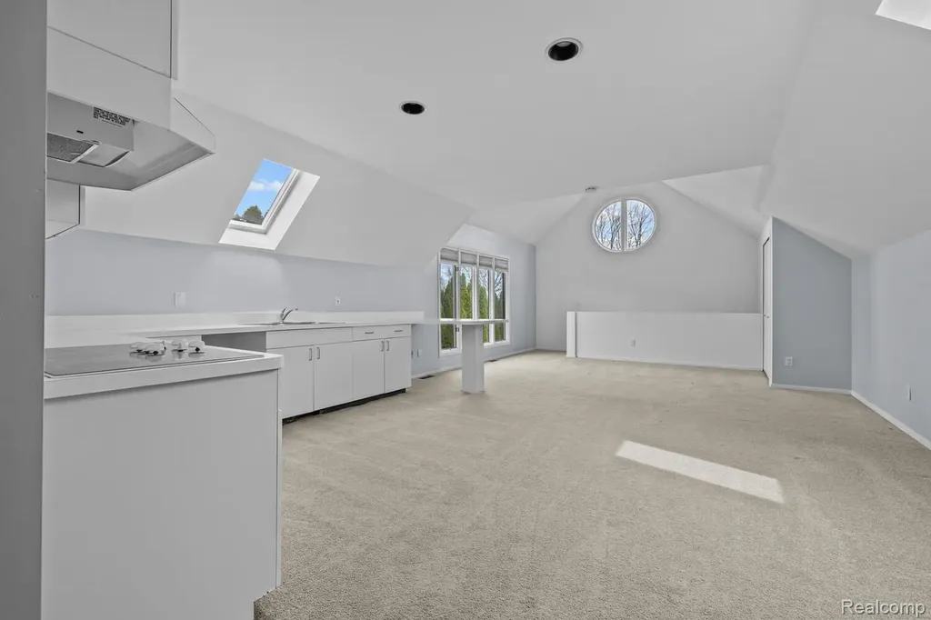 10785 Oxbow Lakeshore Drive White Lake Charter Township MI 48386