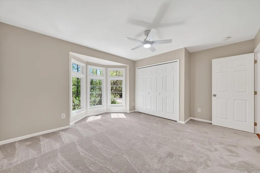 22293 Brockshire Street Novi City MI 48375