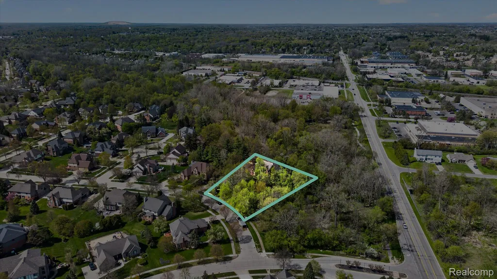 22293 Brockshire Street Novi City MI 48375