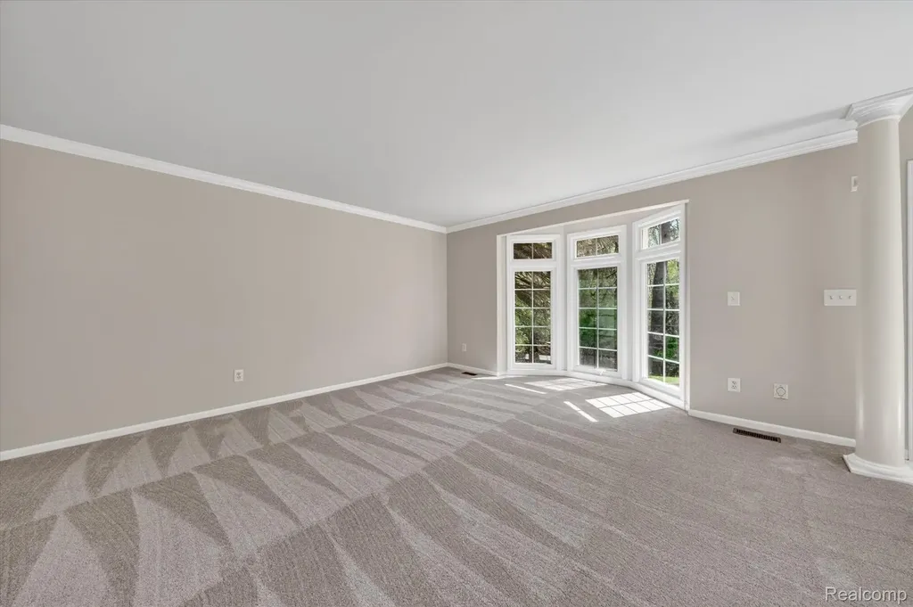 22293 Brockshire Street Novi City MI 48375