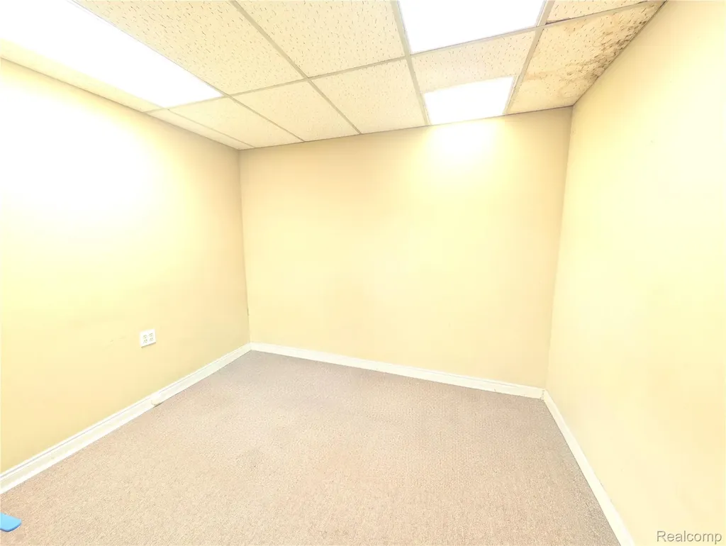 16012 Moross Road Detroit City MI 48205