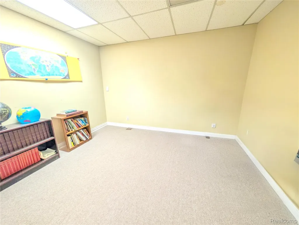 16012 Moross Road Detroit City MI 48205