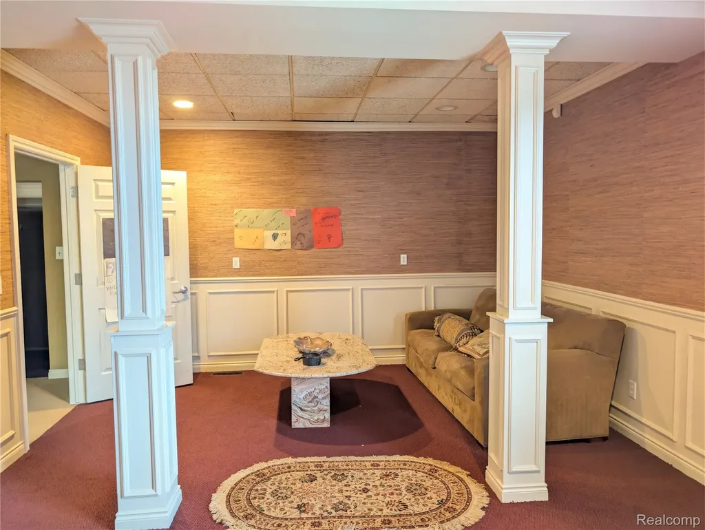 16012 Moross Road Detroit City MI 48205