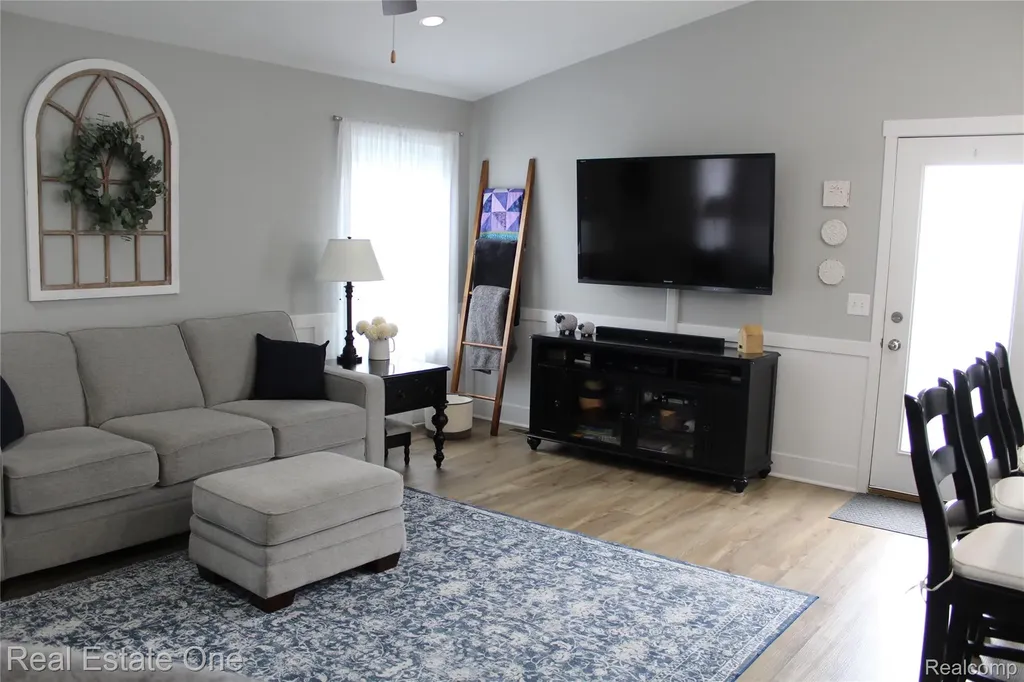 8662 Pinnebog River Drive Handy Township MI 48836