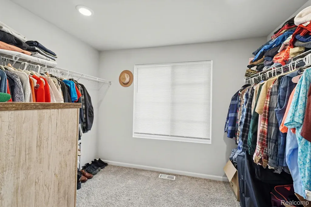 202 Creek Pointe Circle Durand City MI 48429