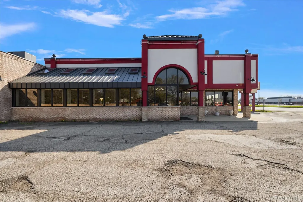 37116 S Groesbeck Highway Clinton Charter Township MI 48036