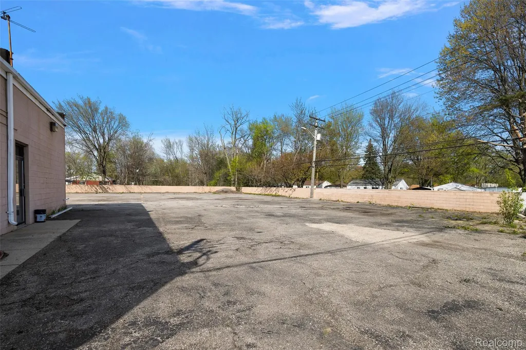 37116 S Groesbeck Highway Clinton Charter Township MI 48036