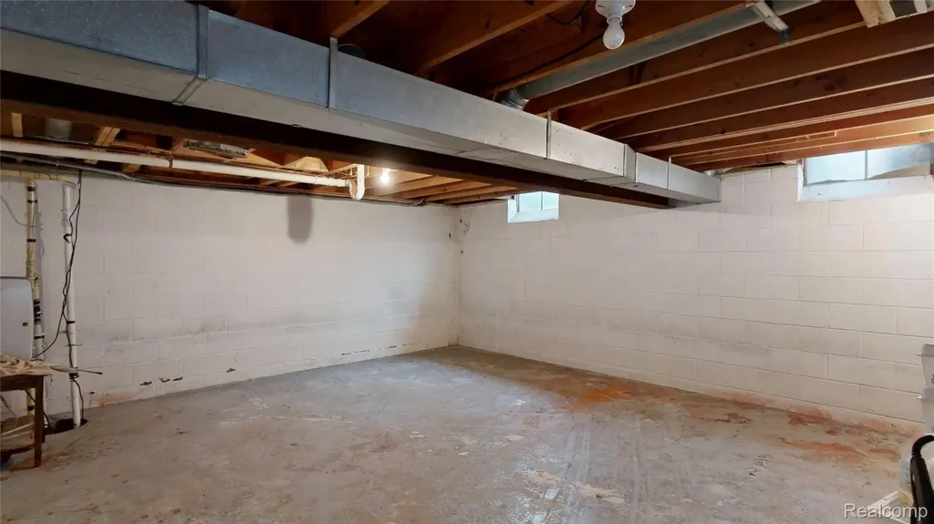 225 E Park Avenue Flushing City MI 48433