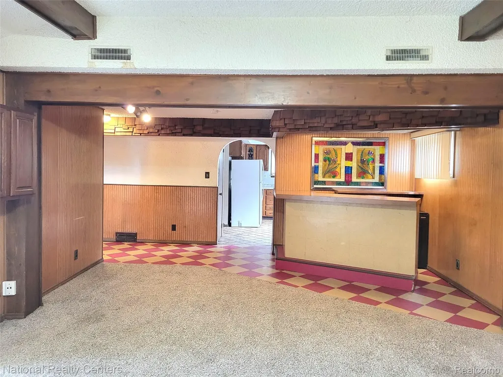 8831 Sioux Redford Charter Township MI 48239