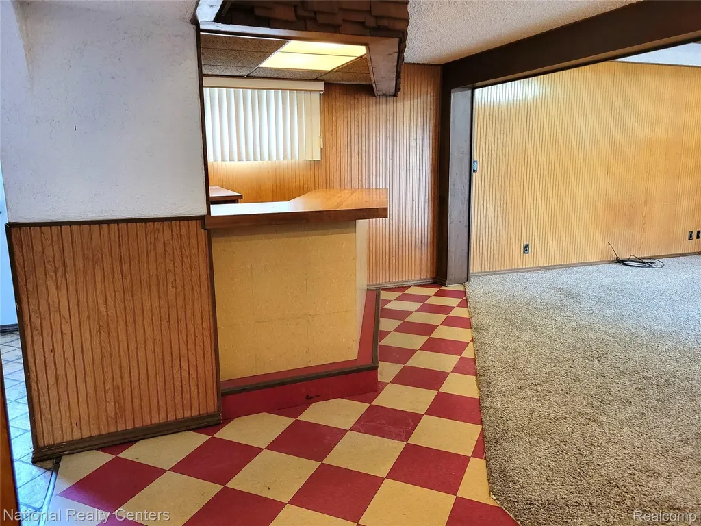 8831 Sioux Redford Charter Township MI 48239