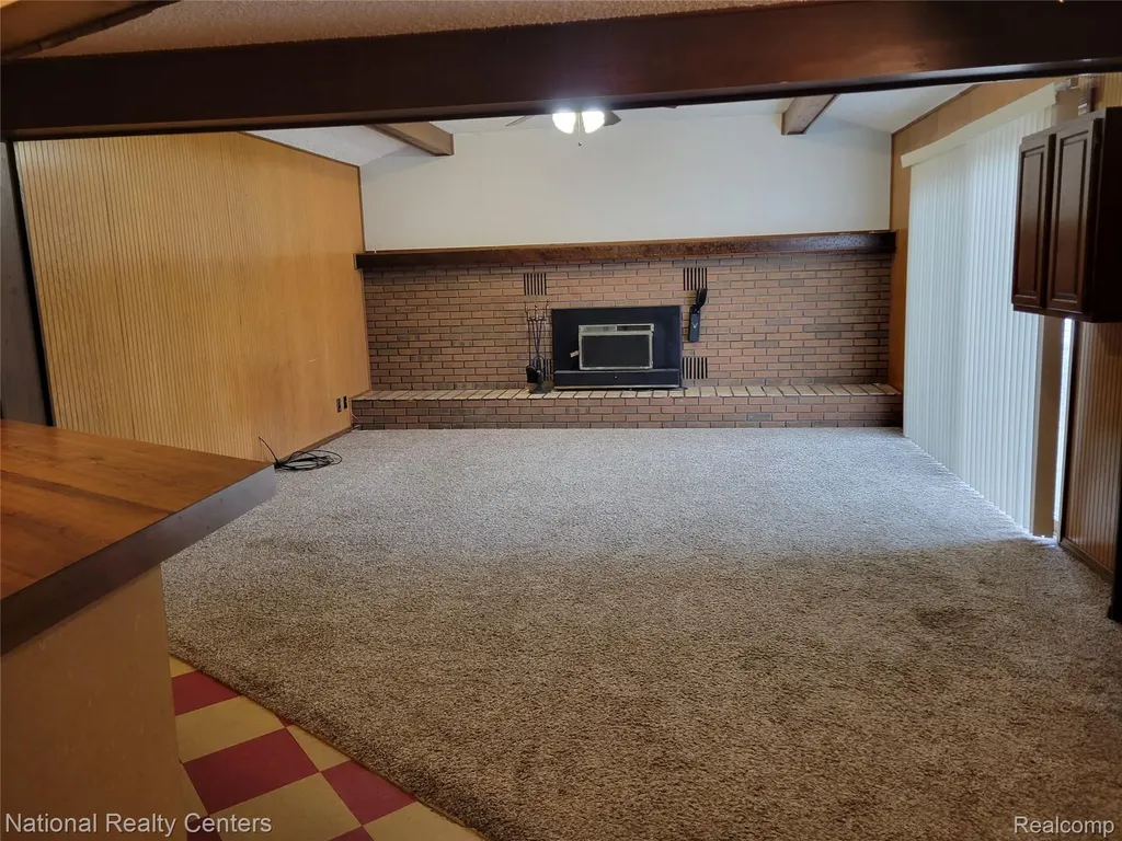 8831 Sioux Redford Charter Township MI 48239
