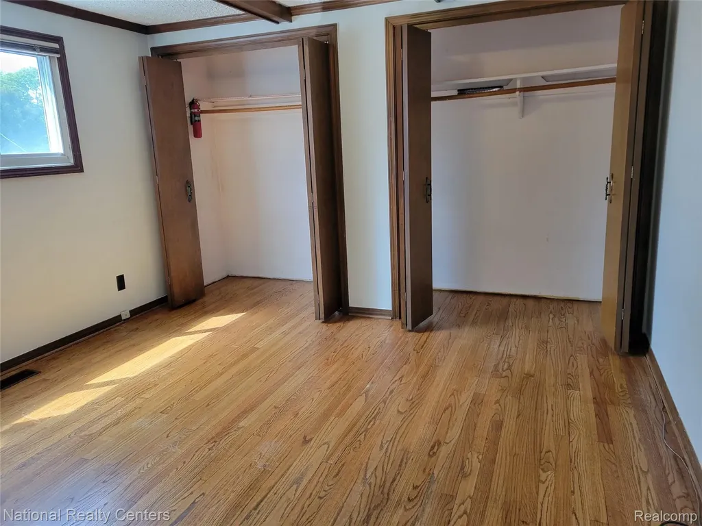 8831 Sioux Redford Charter Township MI 48239