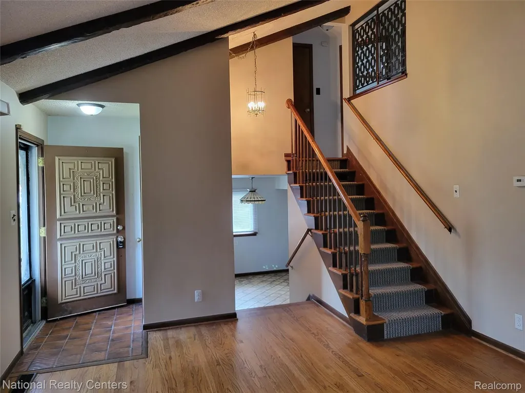 8831 Sioux Redford Charter Township MI 48239
