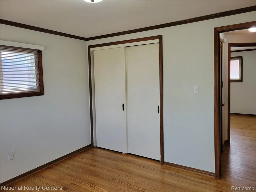 8831 Sioux Redford Charter Township MI 48239