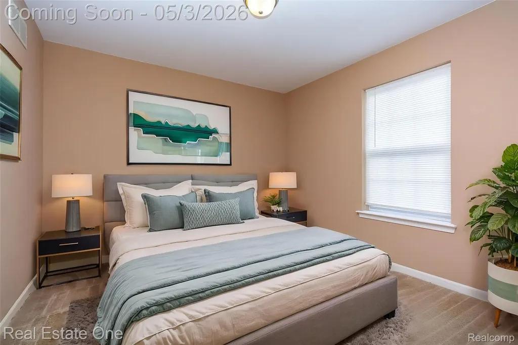 14236 Shamrock Drive Redford Charter Township MI 48239
