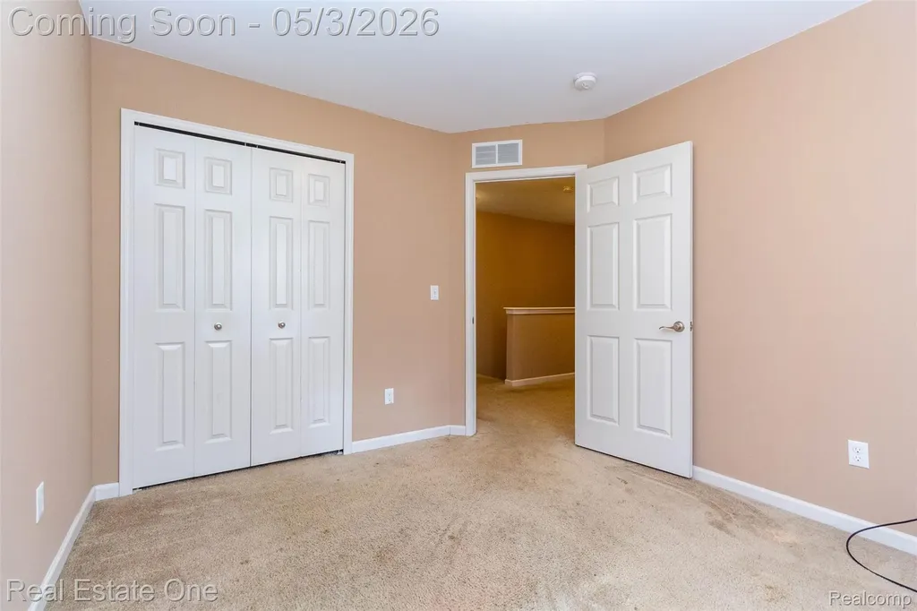 14236 Shamrock Drive Redford Charter Township MI 48239
